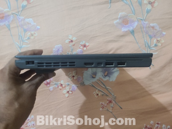 Lenovo ThinkPad X260 Core i5 6th gen for urgent sale